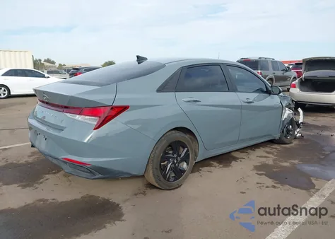 2022 Hyundai Elantra Sel z USA, uszkodzony, nr VIN KMHLM4AG8NU218929